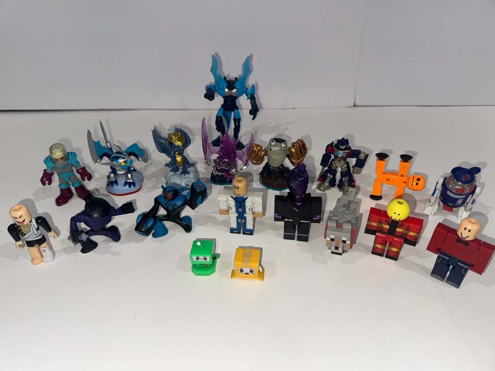 Mixed Toy Lot: Roblox, Skylanders, and Action Figure Collection